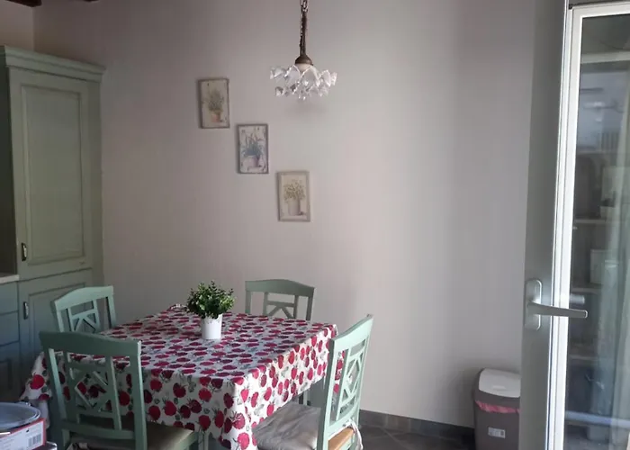 Semesterbostad La Casa Tra Gli Ulivi Ranzo-Borgo